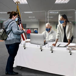 Voting Plexiglass Safety Barrier with Adjustable Metal Clamps for Tabletop